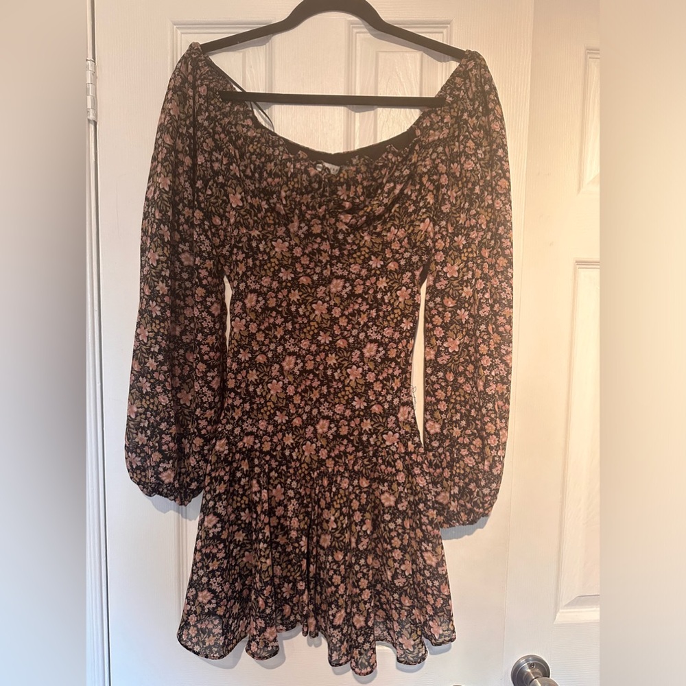 Mini ruched floral dress with drop waist and ruched chest SIZE S